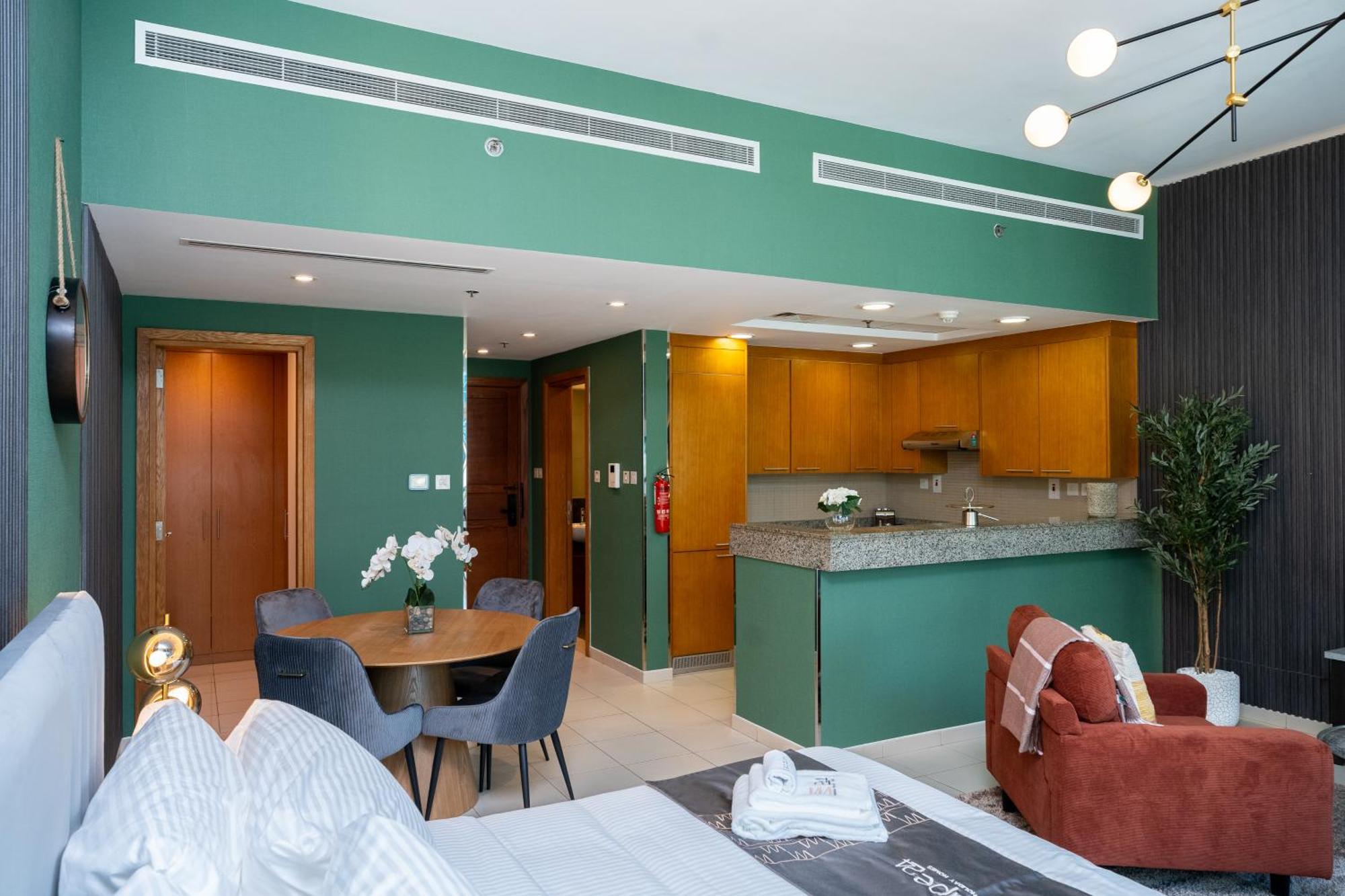 Apartment Escape24